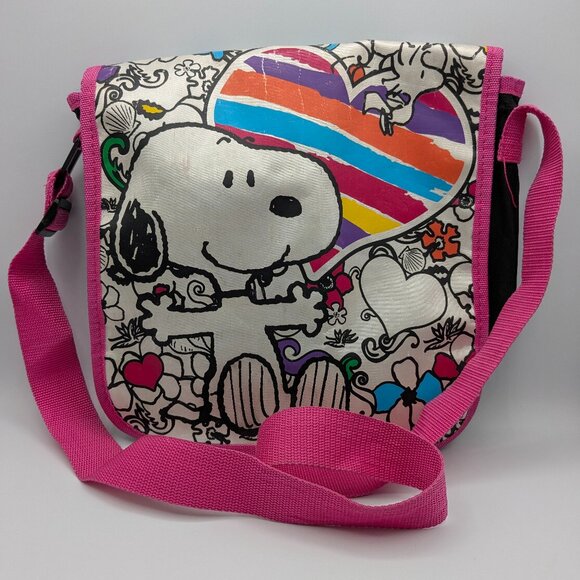 Snoopy Peanuts Messenger Bag - 2015 Black & Pink with Rainbow Heart - Picture 1 of 13
